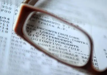 In 4 anni salari ridotti per i dipendenti pubblici, -390 euro a testa