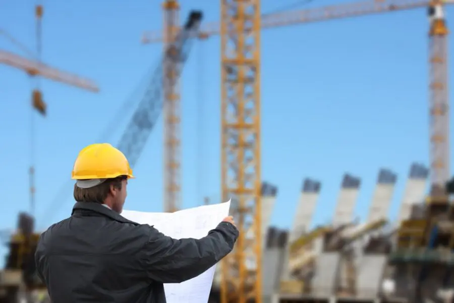 L’allarme di Anci Lombardia: l’aumento dei costi mette a rischio i cantieri