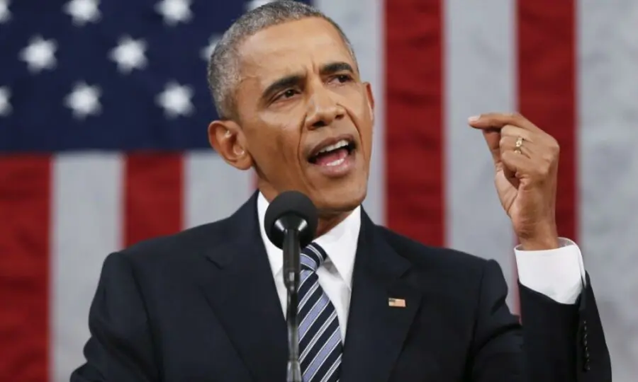 Obama critica Facebook e Google: «Quanto può sopravvivere, in queste condizioni, la democrazia?»