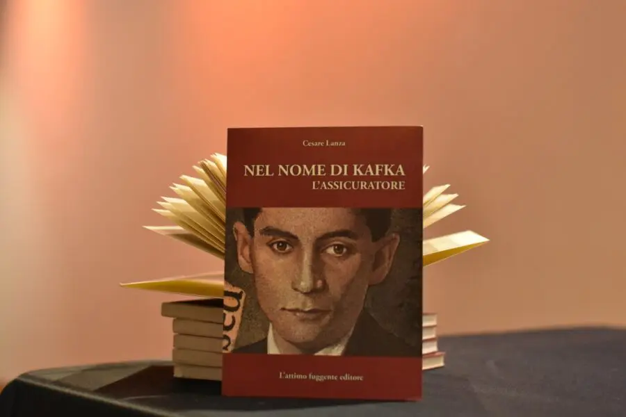 Video / Presentazione del libro “Nel nome di Kafka, l’assicuratore” di CESARE LANZA