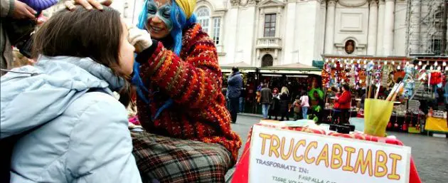 Roma, Comune rivuole la Befana a piazza Navona. Ambulanti: ‘Concessioni del 2012 ancora valide’. Tredicine pronti al ritorno