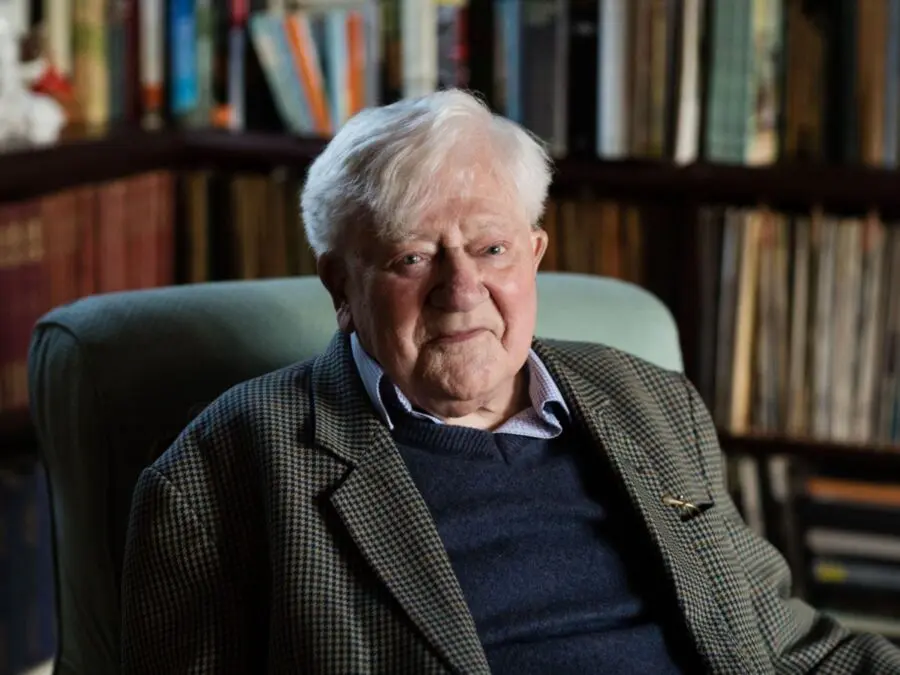 Morto lo scrittore Richard Adams Il padre de «La collina dei conigli»