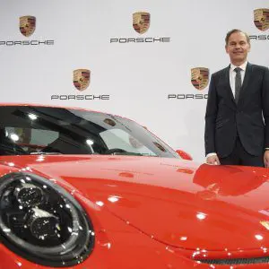 Il regalo di Porsche: 9.111 euro a tutti i dipendenti