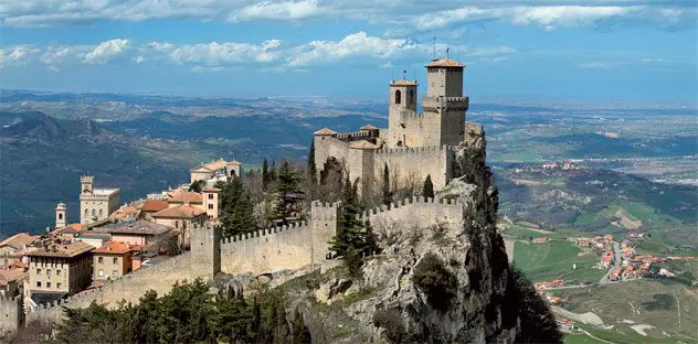 Conti falsi e crediti facili a San Marino. Buco da 400 milioni, parte l’operazione pulizia