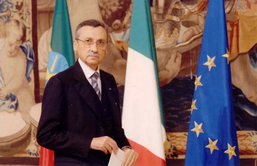 P.A.: da Sgrelli un pratico manuale per promuovere la correttezza istituzionale