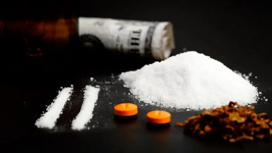 Allarme droga, + 40% di consumi in due anni. Quadruplicati i minori dipendenti