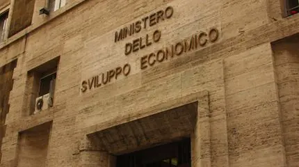 Sviluppo economico, via alla procedura per le frequenze radio a larga banda