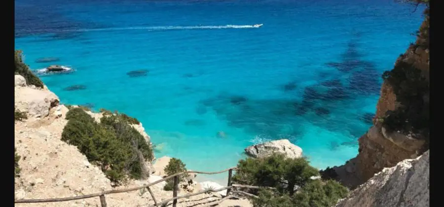 Italiani e vacanze, per sette su dieci il viaggio dei sogni è fuori dalle rotte