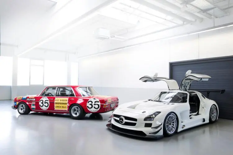 Mercedes AMG: 50 anni di auto sportive. Fondata nel 1967 a Großaspach