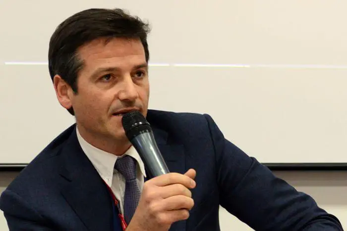 Fs, il “binario” Borsa può attendere