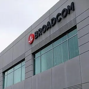 Broadcom lancia offerta da 100 miliardi su Qualcomm