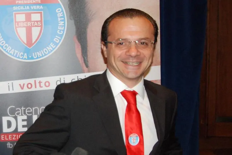 Sicilia. Arrestato il neo deputato De Luca: è ai domiciliari