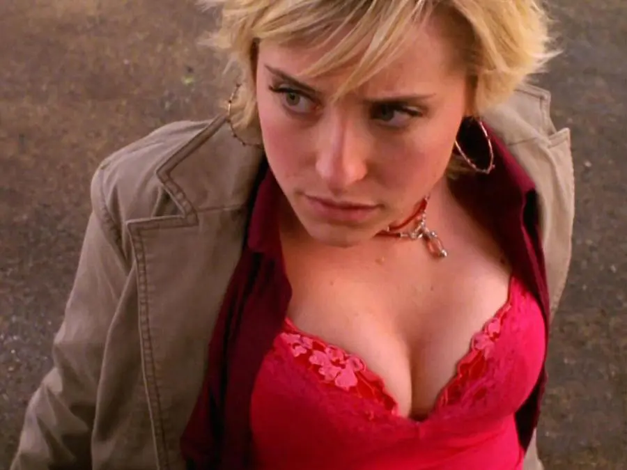 Allison Mack, l’attrice di Smallville è a capo di una setta segreta a sfondo sessuale