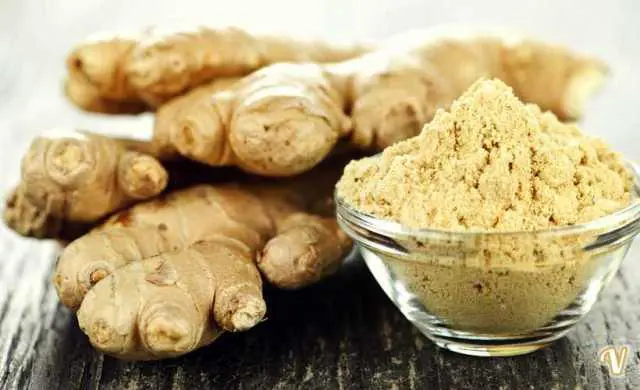 Cibi anti freddo? Dalle lenticchie allo zenzero, alle tisane: tutti i vero e falso per una dieta invernale