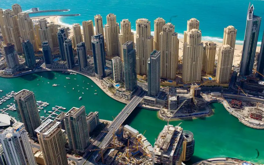 Emirati Arabi Uniti: fondo investe 2 mld dlr in India
