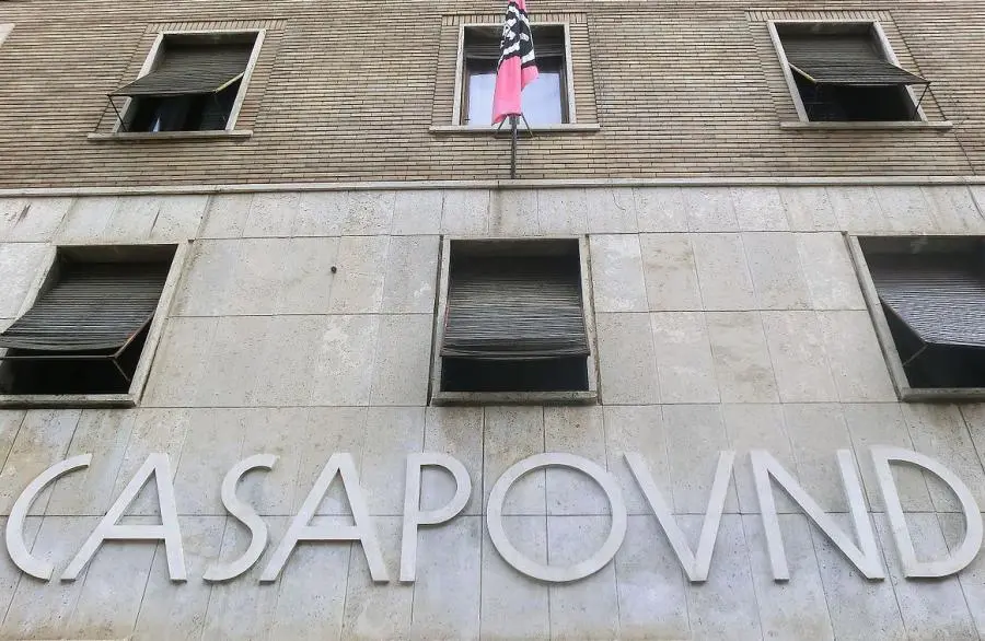 Centro blindato per il comizio di CasaPound a Torino