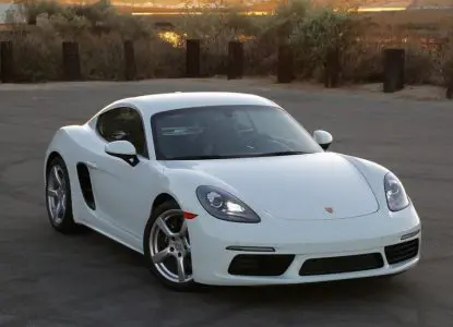 Porsche raddoppia l’investimento sulle auto elettriche