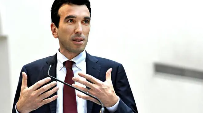 Martina, gelo su Renzi: “Il Pd rischia di estinguersi, impossibile guidare in queste condizioni”