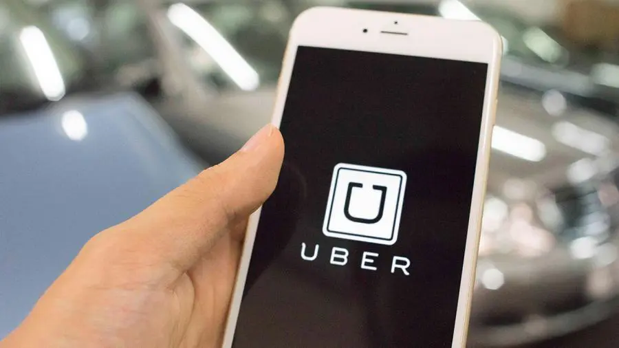 Uber e Toyota insieme per progettare il taxi a guida autonoma