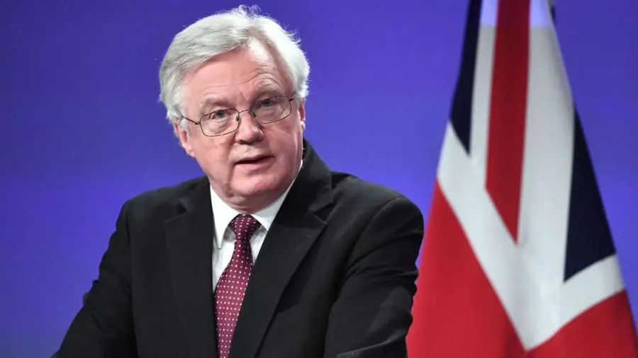 In Gran Bretagna si dimetta il ministro Davis