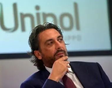 Unipol e il rientro inesorabile dallo smart working: scioperi e proteste. Il sindacato: «Non vi riconosciamo più»