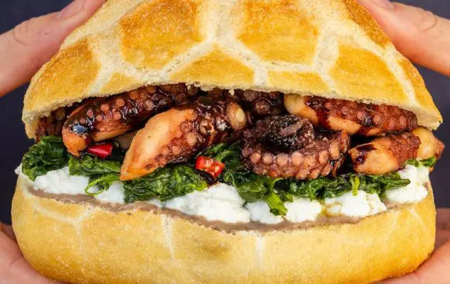 Pescaria, il panino citato nella trimestrale di Facebook
