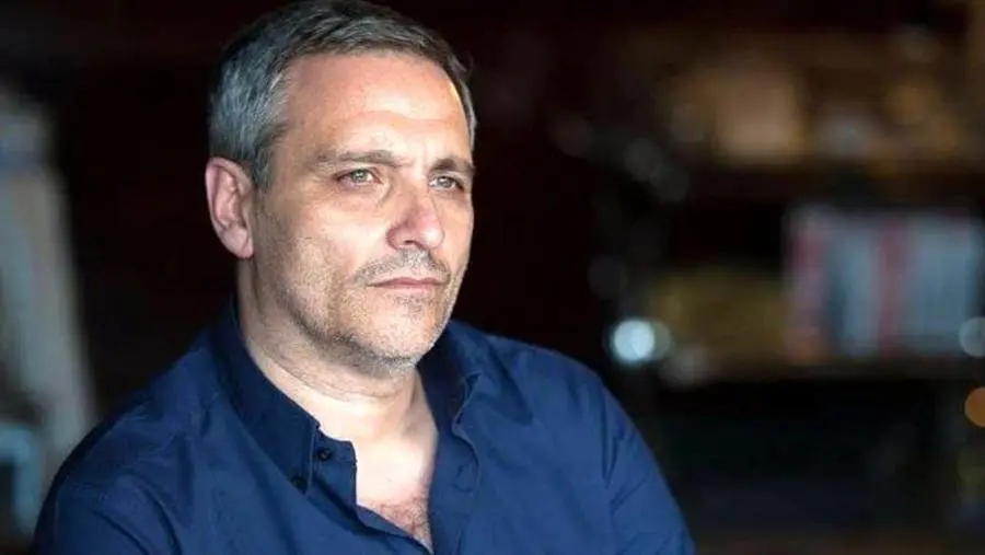 Il figlio di de Giovanni: “Bersagliati da furti e raid, ma non andiamo via da Napoli”