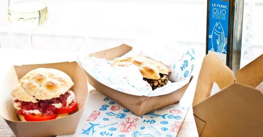 Terroni caput mundi / Da Polignano a Mare il panino gira il mondo