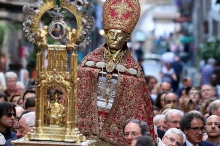 San Gennaro e la storia del miracolo