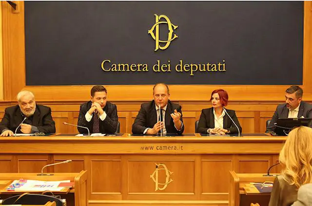 Proibizionismo: Lanza, “Stato ha doppia anima, moralista ma incassa introiti”