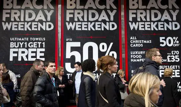 Black Friday, italiani spendono 1,3 miliardi