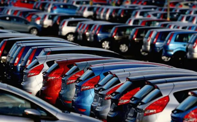Auto, primo segno positivo dall’inizio della pandemia: a settembre vendite Ue +1,1%