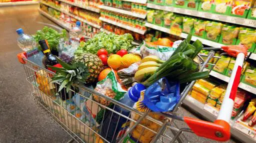 Coronavirus: Confcommercio, vola spesa in negozi quartiere