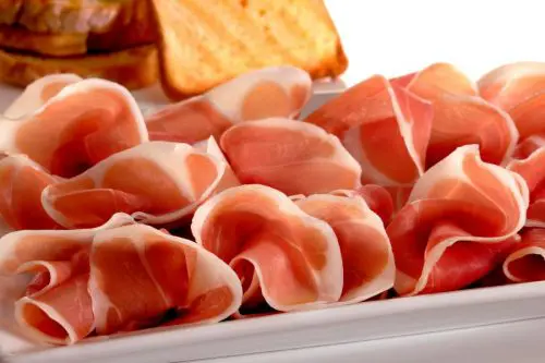 Trovare Amarone e prosciutto di Parma a prezzi stracciati non è una buona notizia