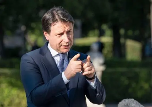Aspi, autogol del governo sulla revoca