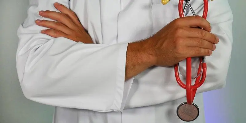 Coronavirus: Bagnasco (Fi), “approvato Mio Odg per proroga equiparazione assenza del servizio a ricovero ospedaliero dei lavoratori fragili”