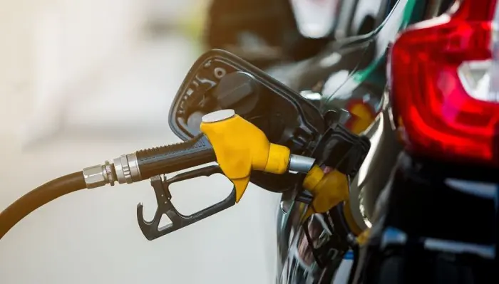 Cashback benzina, come avere il rimborso sul carburante