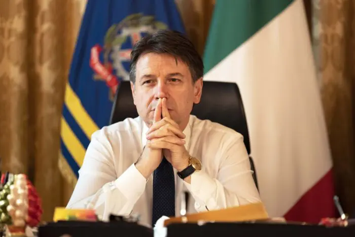 I numeri che smascherano Conte: “Agli italiani meno di 2mila euro nel 2020”