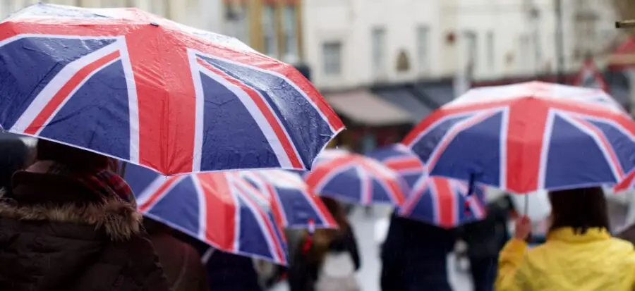 Brexit: divorzio con l’UE bocciato da 6 britannici su 10