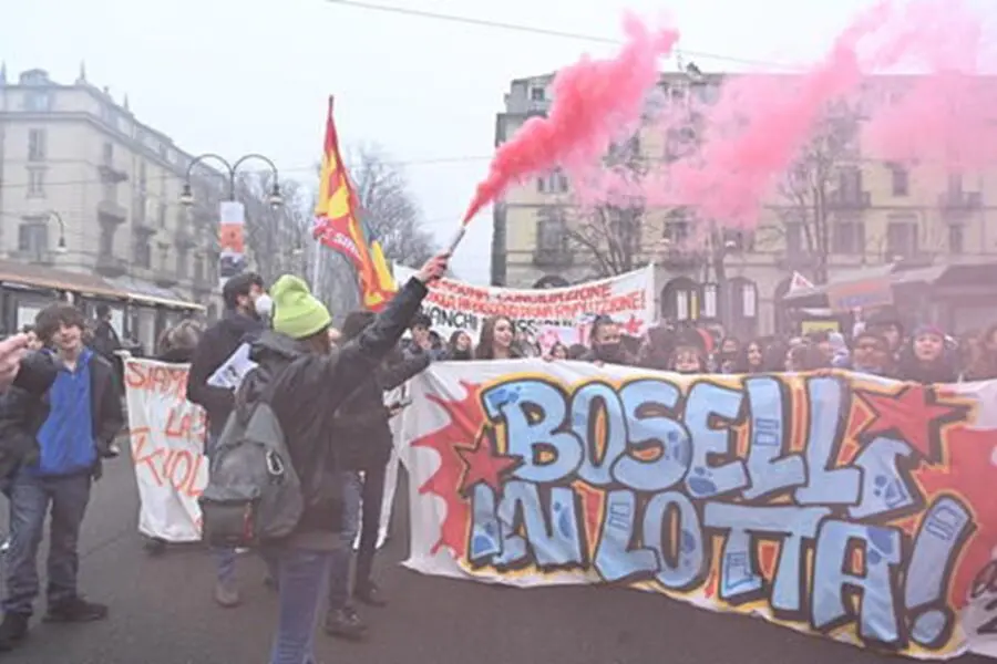Scuola: manifestazioni e cortei contro l’alternanza scuola-lavoro