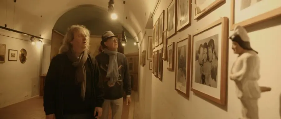Caliendo e Averardi rifanno i Beatles, finalmente torna la grande musica