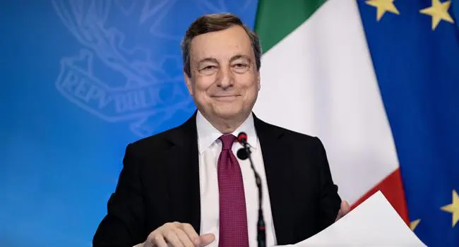 Draghi avverte l’Europa: “Senza coordinamento, l’agenda green rischia di penalizzare la competitività”