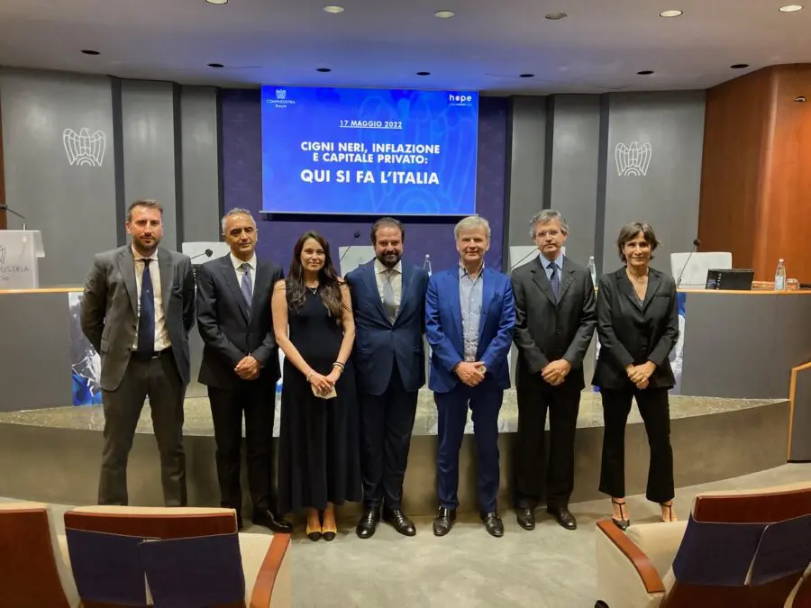 Confindustria Brescia, oggi pomeriggio in Sala Beretta l’evento “Cigni neri, inflazione e capitale privato: qui si fa l’Italia”