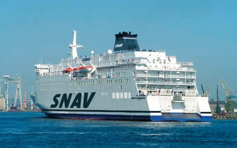 Golfo di Napoli, nel 2024 il primo collegamento con un’unita a propulsione libera