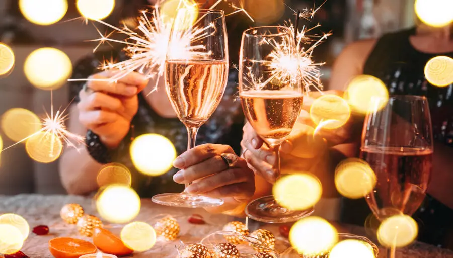 Capodanno, gli italiani hanno speso 2,5 mld per il cenone