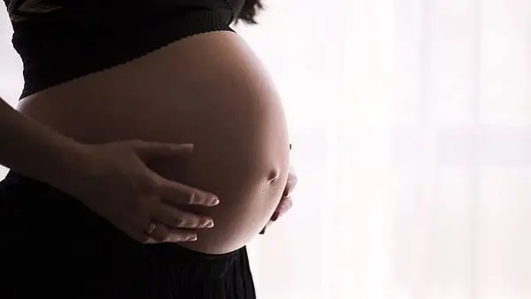 Covid, più rischi per le donne in gravidanza