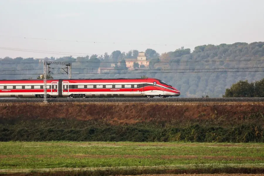 Guasto sulla Roma-Napoli provoca ritardi e disagi a migliaia di viaggiatori