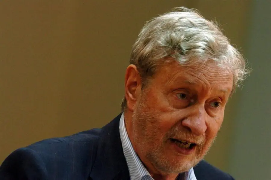 Addio al filosofo Gianni Vattimo