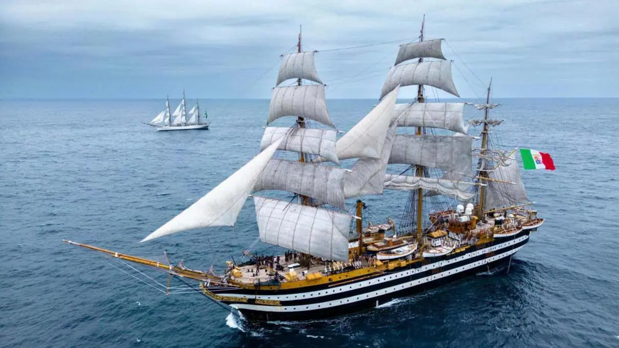 L’Amerigo Vespucci approda a Tokyo