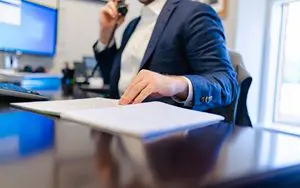 Confesercenti-CER, rinnovi contrattuali spingono i redditi da lavoro dipendente: +19,1 miliardi in due anni